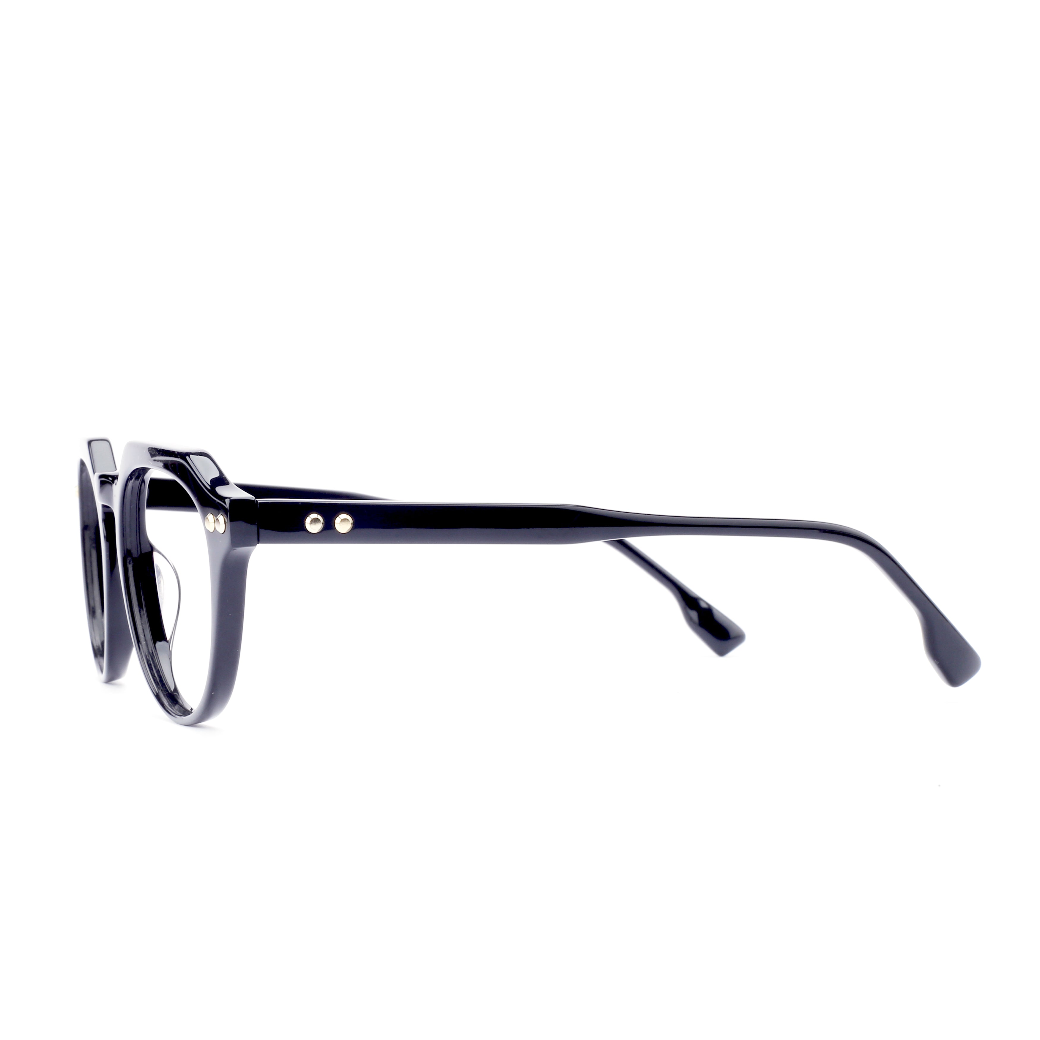 #color_classic black