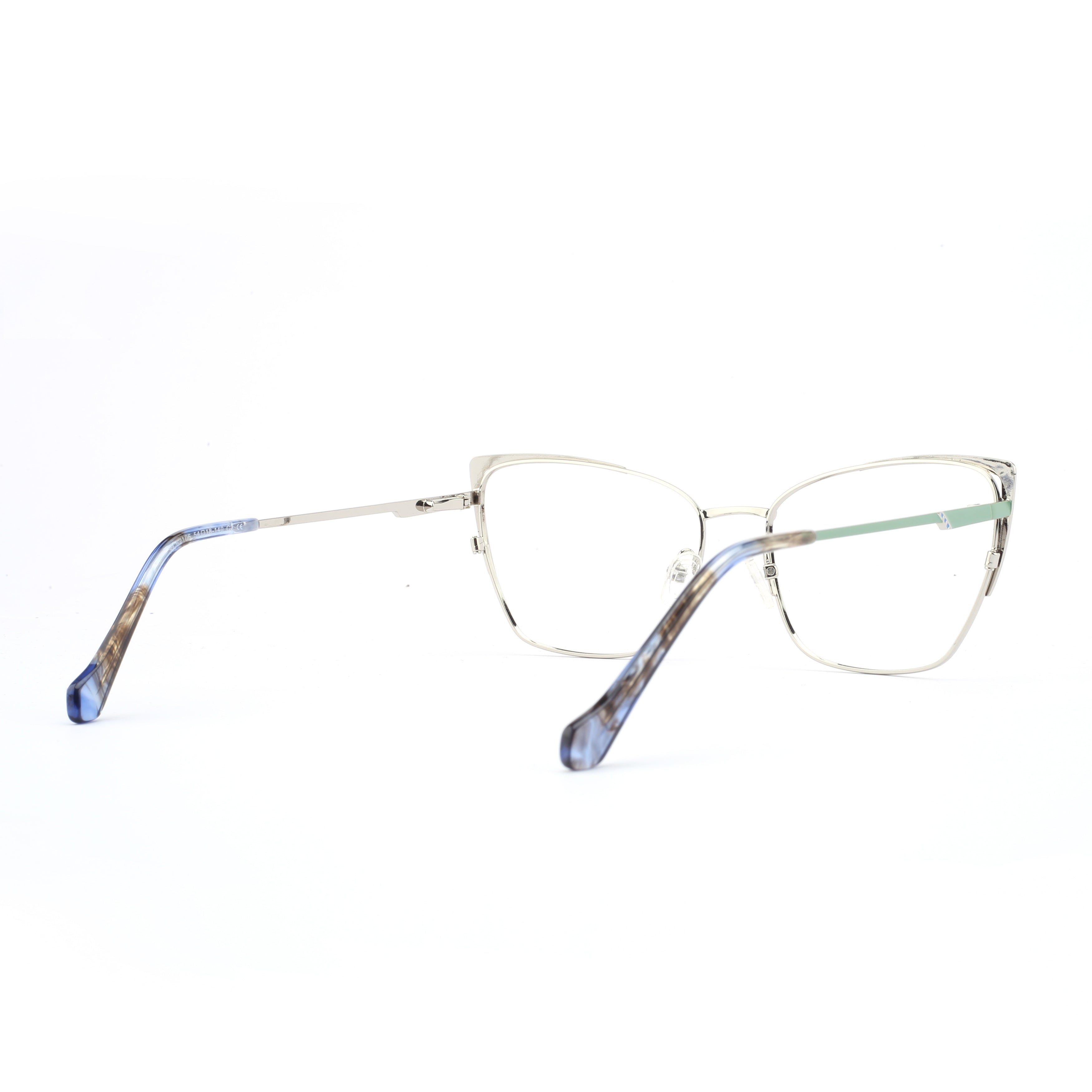 #color_silver with green accent